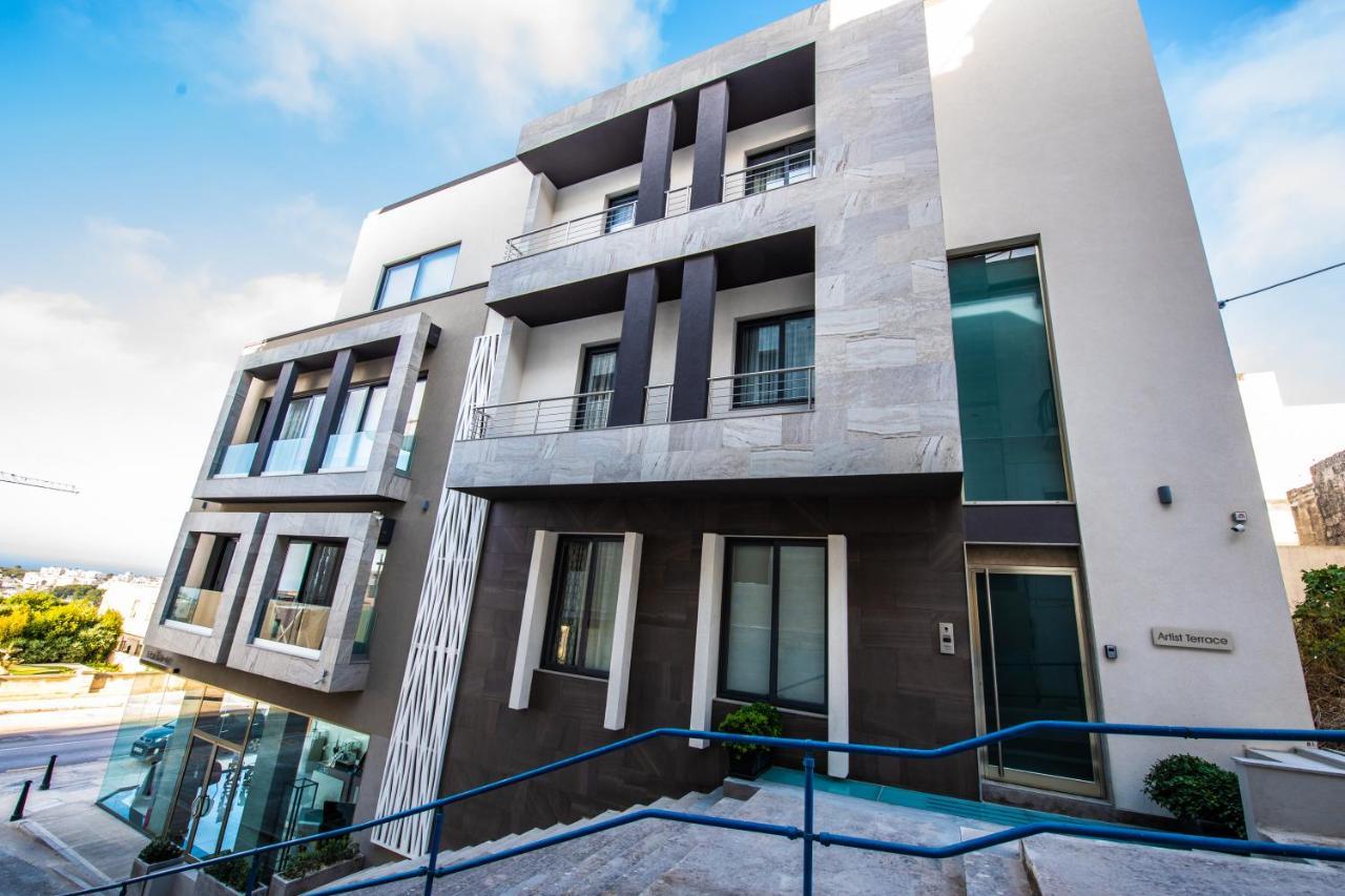 Artist Terrace Apartment *