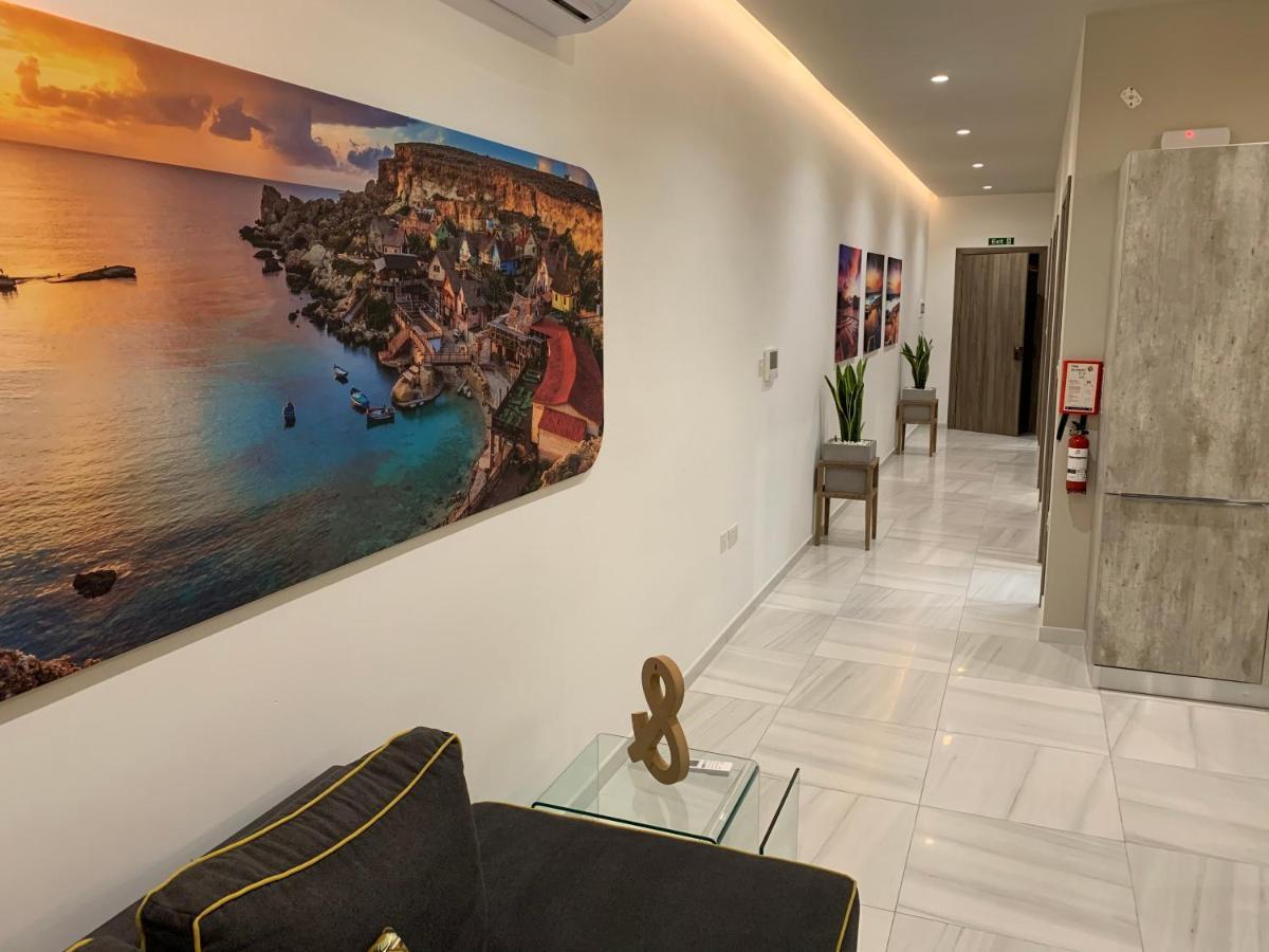 Apartment Artist Terrace