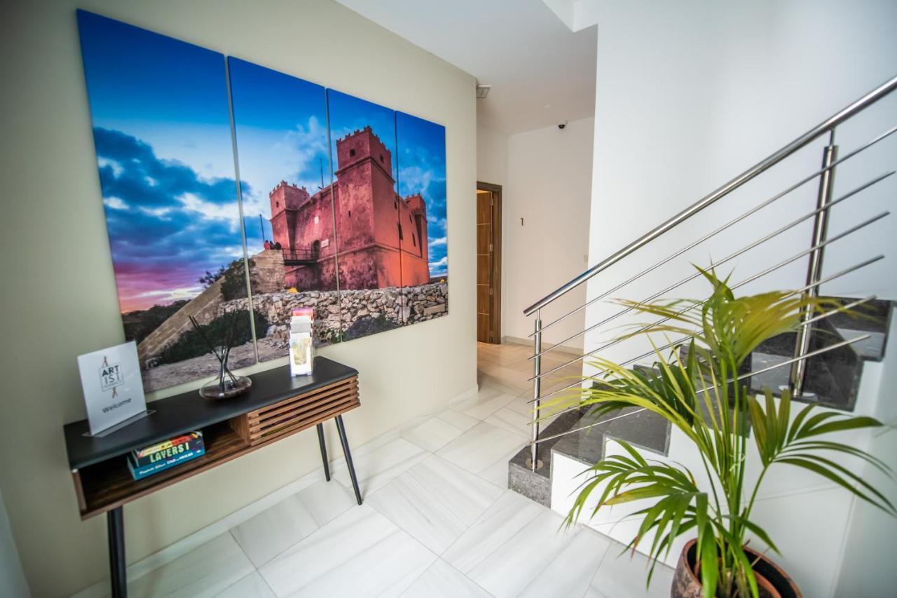 Artist Terrace Apartment